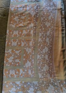 Beautiful Saree with Floral Print