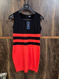Arrow Dress - Black &amp; Red