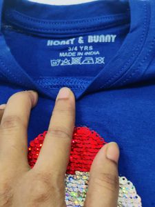 T-Shirt with  Sequins 3-4 years