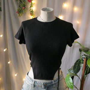 Ribbed Black Crop Top