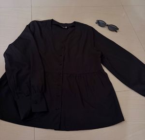 Chic Black Button-Up Peplum Top