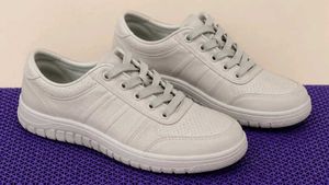 Unisex White Rubber Sneakers |Lace-Up Shoes
