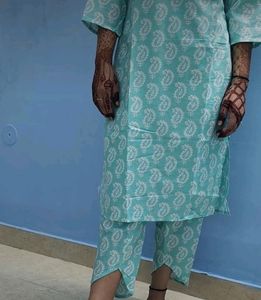 Kurti Bottom
