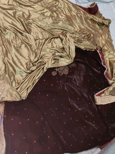 Classy Saree  Maroon Pallu with golden l