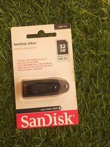 SanDisk Ultra USB 3.0 Flash Drive
