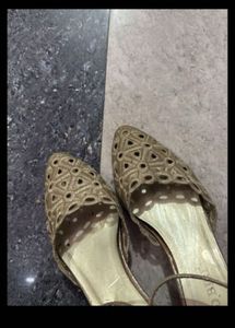 Heels ( Read Description Before Droping Offer)