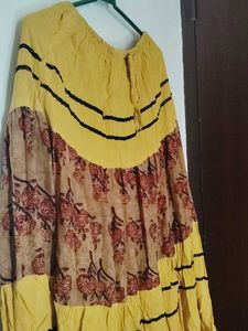 Bohemian Tiered Floral Print Skirt