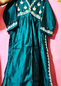 Emerald Green Embroidered Kurta