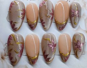 Elegant Floral Press-On Nails
