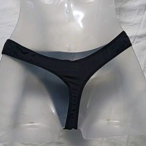 ⭐ Black Thong Panty with Bow Detail