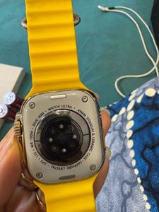 Smartwatch "Ultra" Yellow Strap