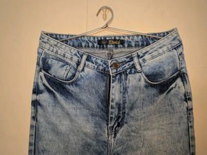 Straight Light-Acid Wash Jeans