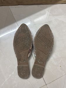 Embellished Ethnic Flats