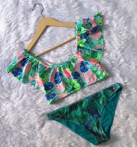 Frill Cropped Top Like Bralette With Sequins Panty