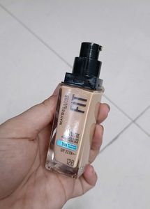 Maybelline Fit Me Matte Foundation
