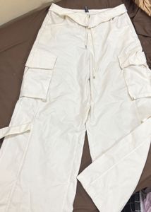 Stylish Cream Cargo Pants26-30 length 41