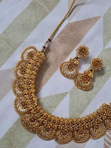 Gold Plated Floral Necklace set