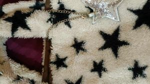Star Pattern Fluffy Handbag