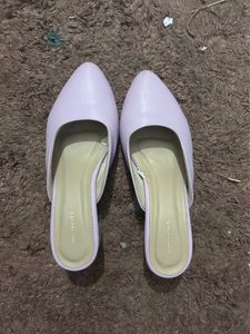 Van Heusen Heels