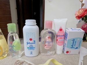 Johnson's Baby Care Essentials Lot