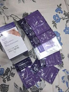 Vedic Line Hand & Leg Manicure & Pedicure( Unused)