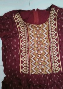 Maroon Kurta with Intricate Embroidery