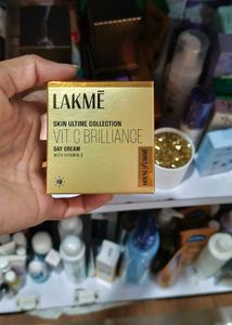 Lakme Peach Milk Moisturizer