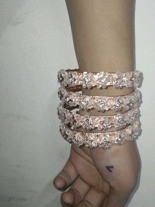 Sparkling Bangle Set