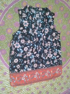 Floral Print Sleeveless Top