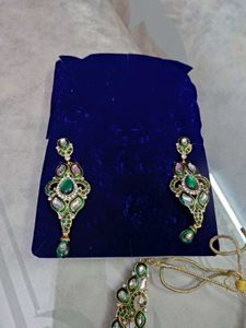 Emerald &amp; Gold Necklace Set