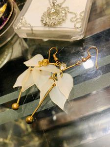 Assorted Fashion Jewelry Lot