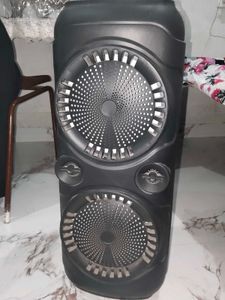 Portable Bluetooth Speaker