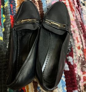 Black Shoes For Women