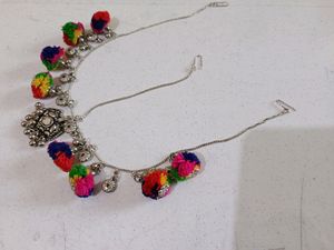 Necklace  & Maang Tikka