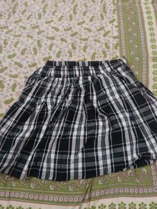 Plaid Pleated Mini Skirt