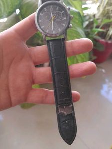 Elegant Chronos Watch