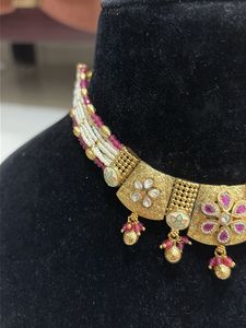 Exquisite Gold Choker Necklace &amp; Earrings Set