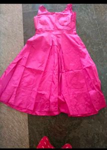 Elegant Pink Ethnic Gown