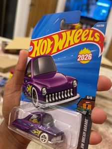 Hot Wheels Tooned Purple Passion