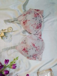 🇳🇿💫🎀Floral Print Padded Bra