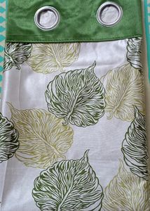 2 Polyester Curtains With Coasters Set Of 4