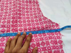 Stylish Pink Geometric Print short kurti