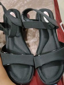 unused Stylish Black Wedge Sandals