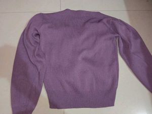 Chic Lavender Ruched V-Neck Top