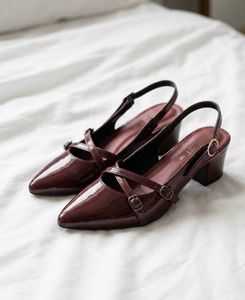 burgundy kitten heels ❤️‍🔥