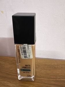 Maybelline Matte + Poreless Foundation
