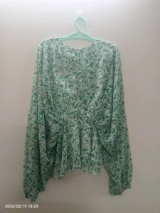 Green Floral Long Sleeve Top