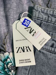 Zara straight leg jeans! discount