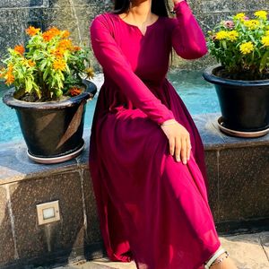 Today's Offer ₹150 Full Lenght + Full Sleeves Georgette Kurti