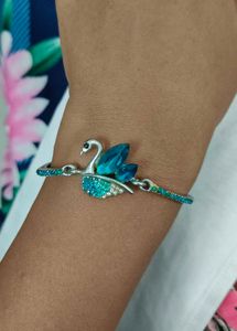 Sparkling Swan Bracelet &amp; Beaded Bangles Set